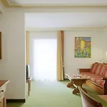 Lägenhetshotell Aparthotel Chalet Wetzlgut 4*