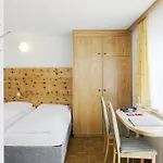 Lägenhetshotell Aparthotel Chalet Wetzlgut 4*