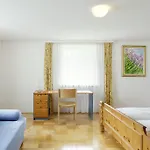 Lägenhetshotell Aparthotel Chalet Wetzlgut 4*
